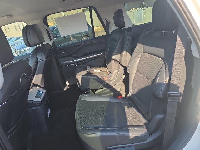 2026 Lincoln Navigator Premiere - Photo 22