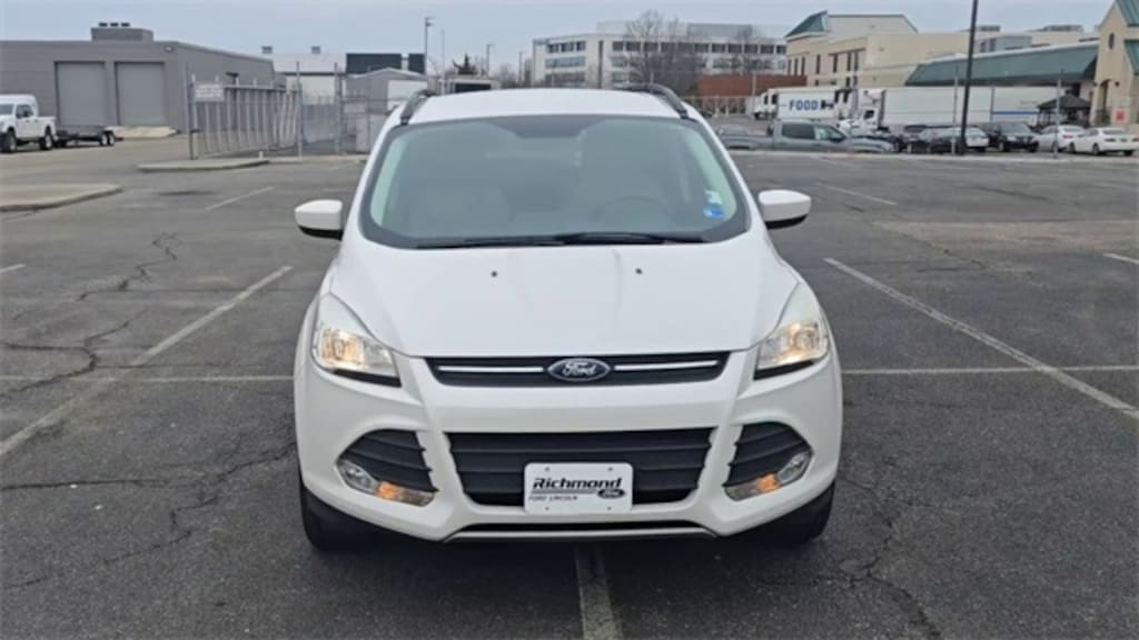 Used 2015 Ford Escape SE SUV