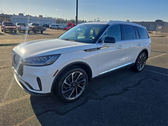 2026 Lincoln Aviator Reserve's photo