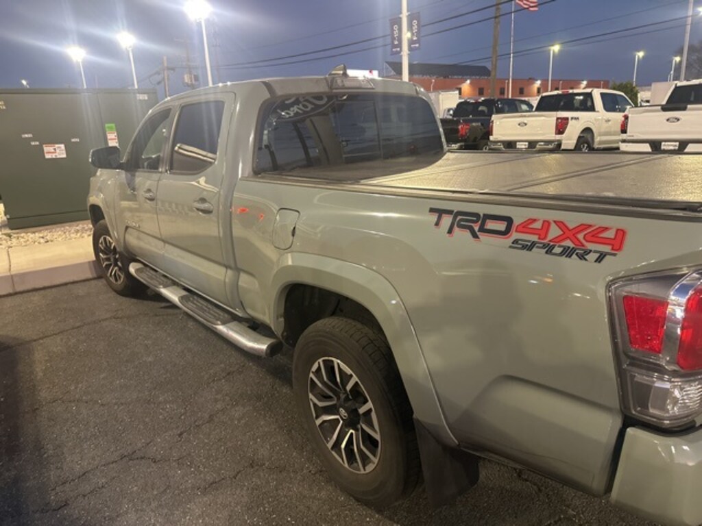 Used 2022 Toyota Tacoma SR5 Truck
