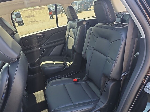 2025 Lincoln Aviator Premiere - Photo 23