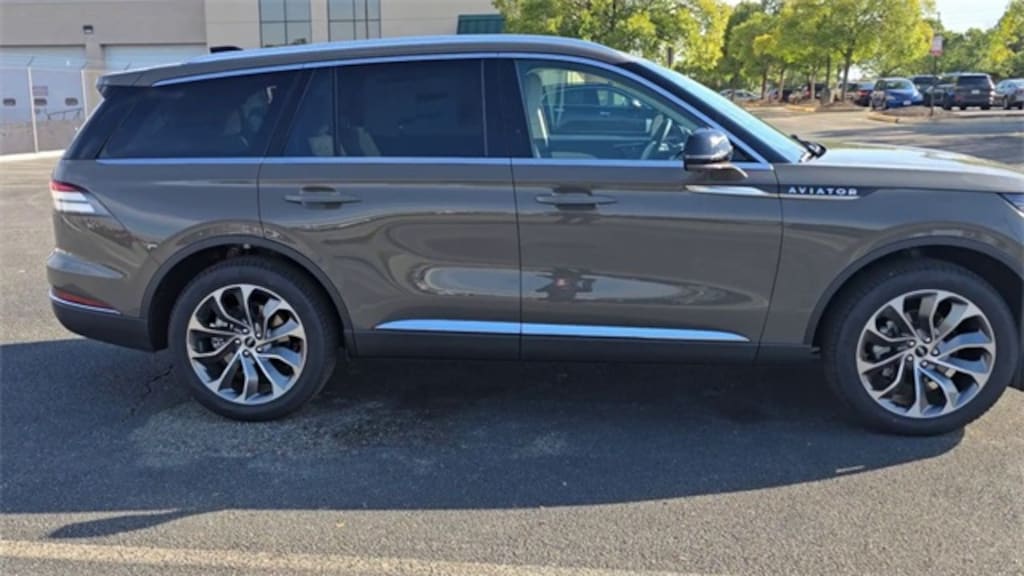 New 2025 Lincoln Aviator Premiere SUV