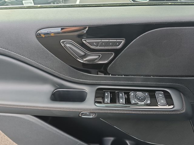 2026 Lincoln Aviator Premiere - Photo 13