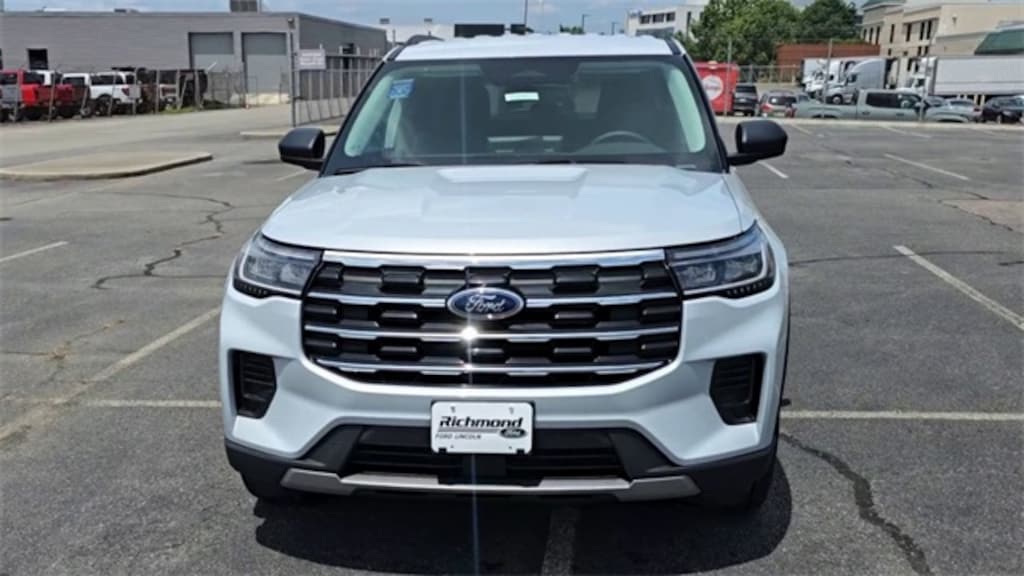Used 2025 Ford Explorer Active SUV