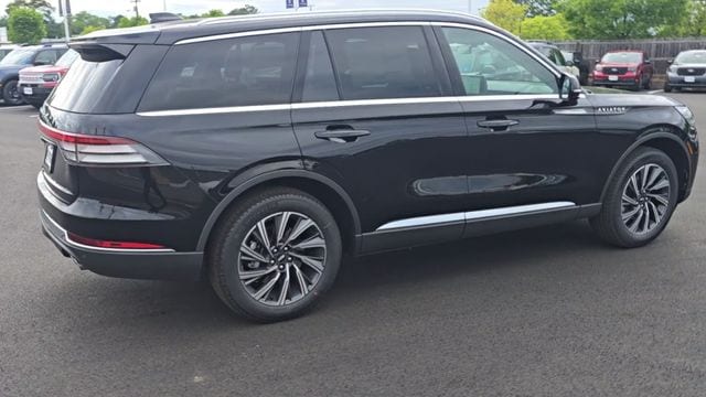 2026 Lincoln Aviator Premiere - Photo 9
