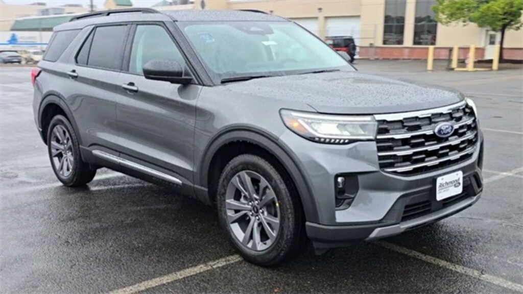 Used 2025 Ford Explorer Active SUV