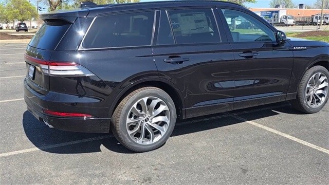 2025 Lincoln Aviator Premiere - Photo 9