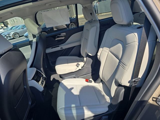 2026 Lincoln Aviator Premiere - Photo 23