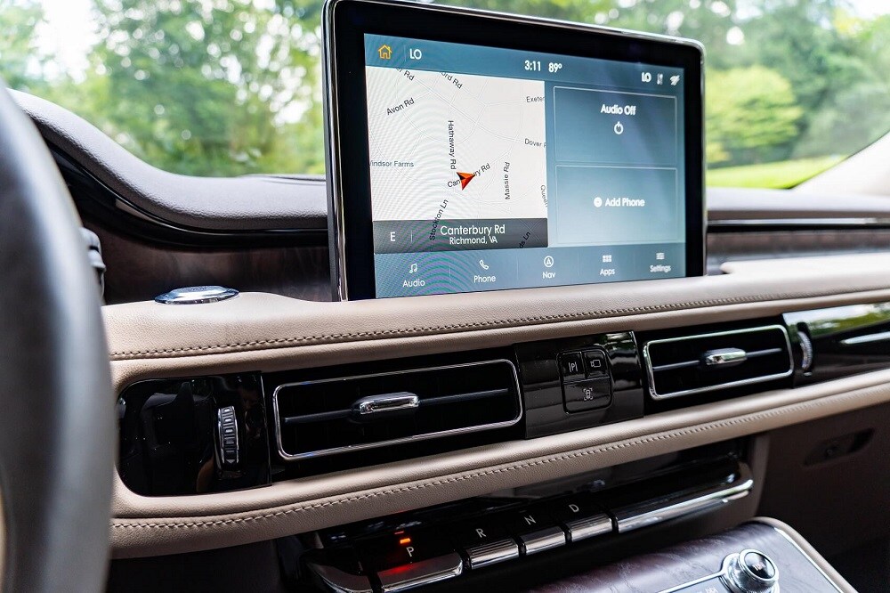 Lincoln Aviator Screen