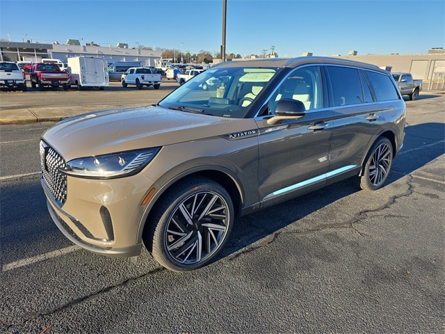 2026 Lincoln Aviator Reserve's photo