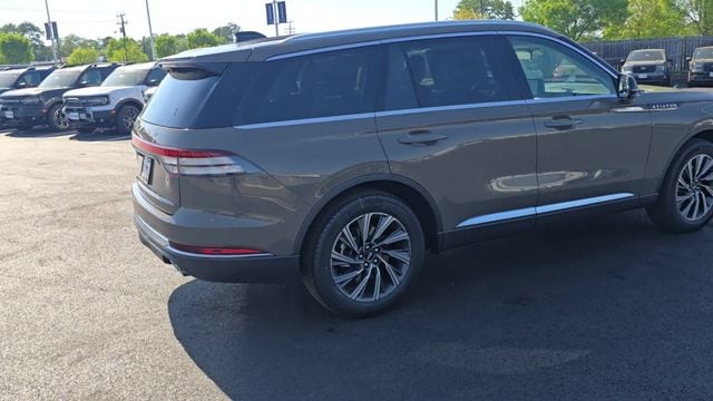 2026 Lincoln Aviator Premiere - Photo 9