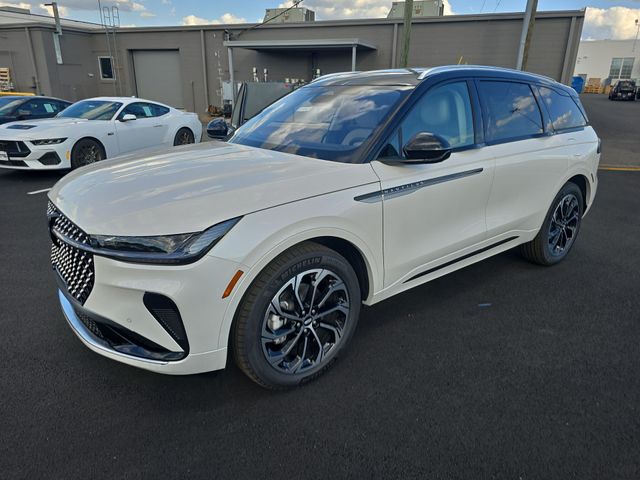 2026 Lincoln Nautilus Reserve AWD's photo