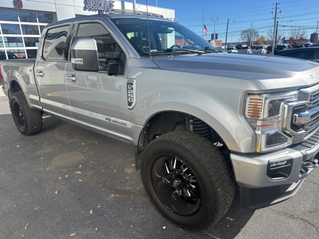 Used 2022 Ford F-250 XL Crew Cab Truck