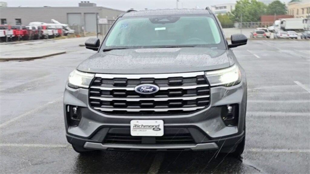 Used 2025 Ford Explorer Active SUV