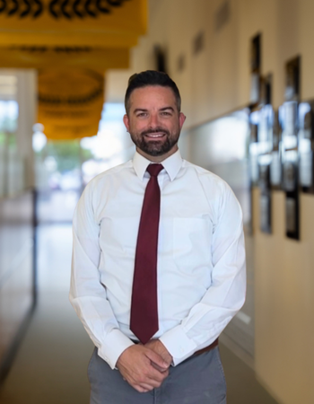 Staff member Nicholas Ellis from ID_11e46e