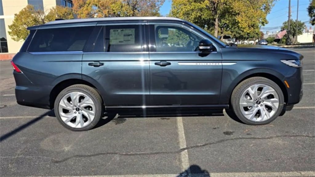 New 2025 Lincoln Navigator Reserve Sport Utility