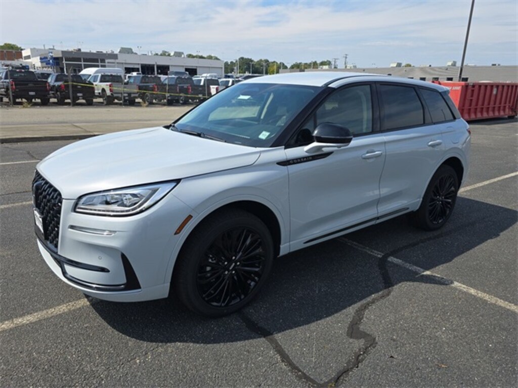 New 2025 Lincoln Corsair Reserve CROSSOVERS