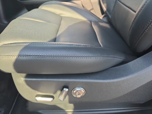 2026 Lincoln Navigator Premiere - Photo 12
