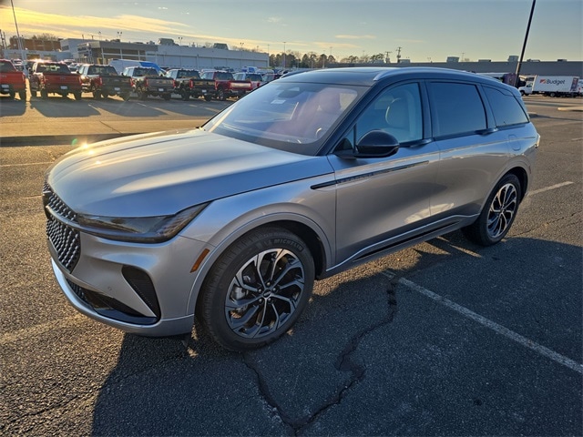 2025 Lincoln Nautilus Reserve's photo