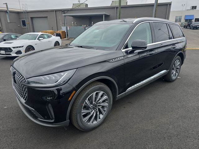 2026 Lincoln Aviator Premiere AWD's photo