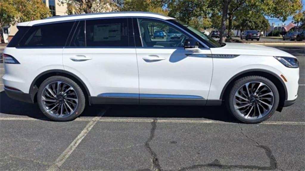 New 2026 Lincoln Aviator Reserve SUV
