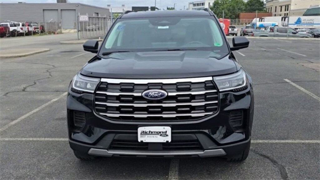 Used 2025 Ford Explorer Active SUV