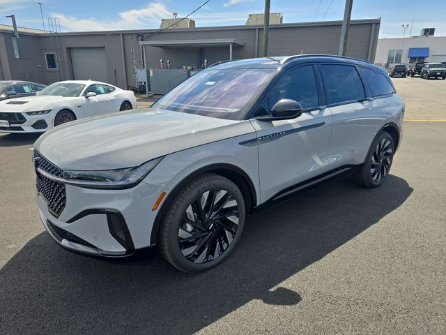 2026 Lincoln Nautilus Reserve AWD's photo