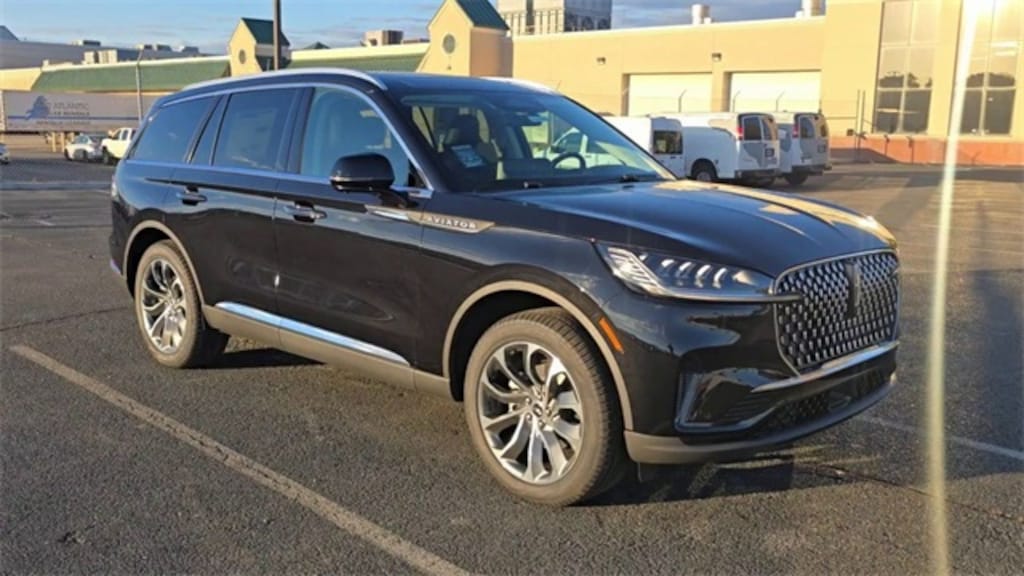 New 2026 Lincoln Aviator Premiere SUV