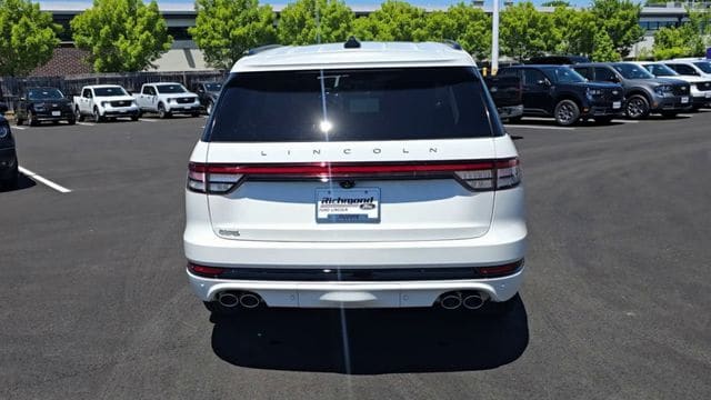 2026 Lincoln Aviator Premiere - Photo 8