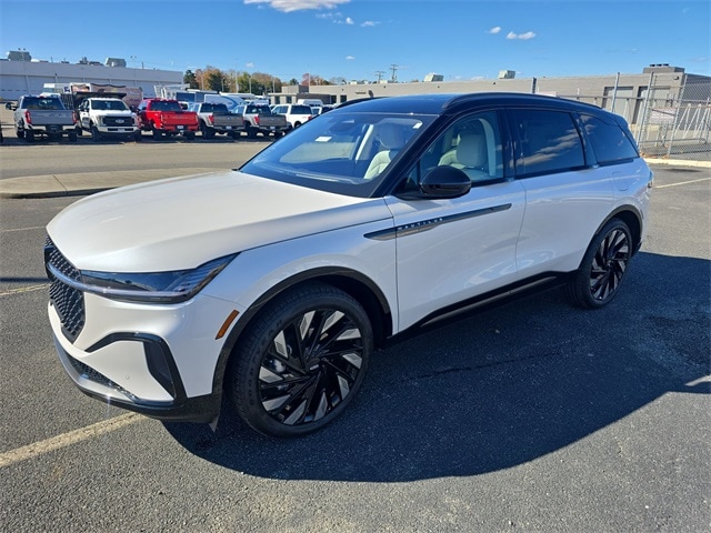 2026 Lincoln Nautilus Reserve's photo