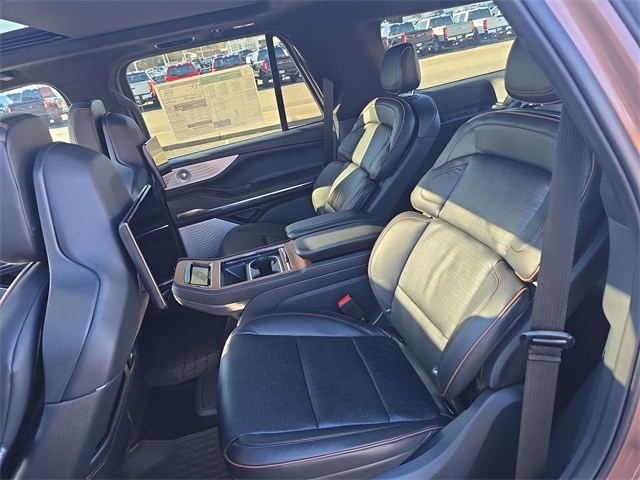 2025 Lincoln Navigator Black Label - Photo 23