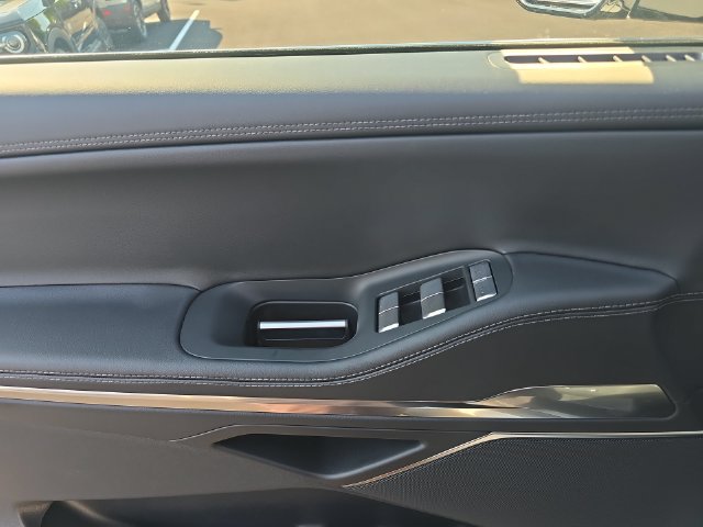 2026 Lincoln Navigator Premiere - Photo 13