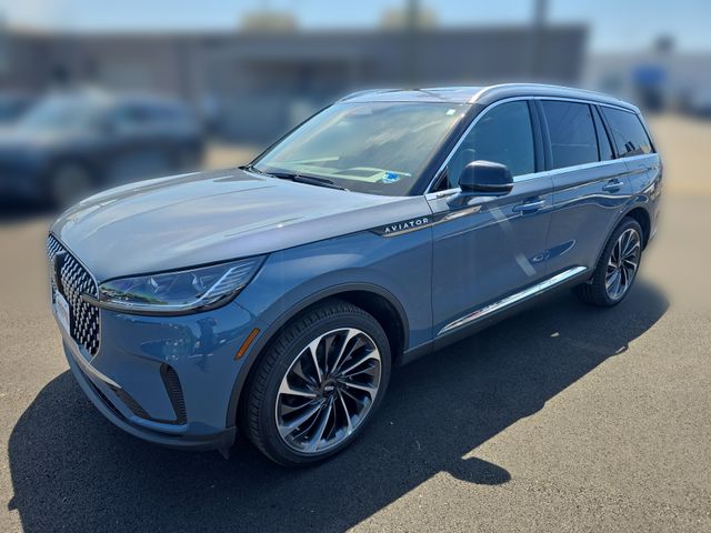 2026 Lincoln Aviator Reserve AWD's photo