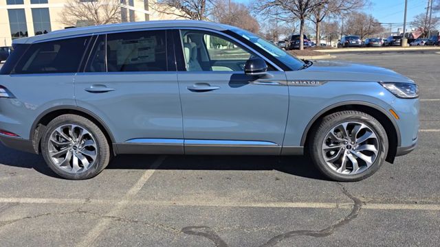 2026 Lincoln Aviator Reserve - Photo 2
