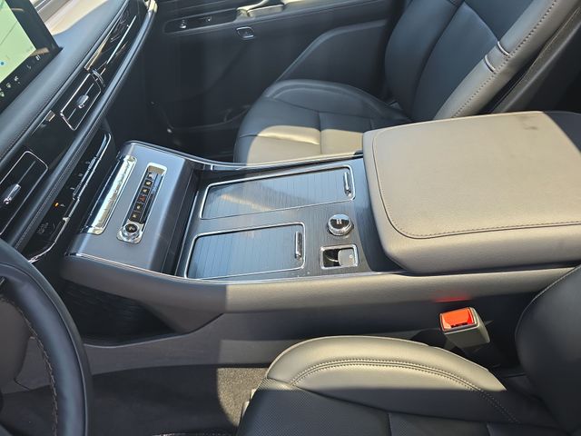 2026 Lincoln Aviator Premiere - Photo 21