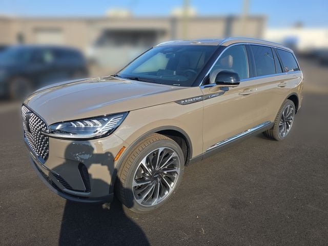2026 Lincoln Aviator Reserve AWD's photo