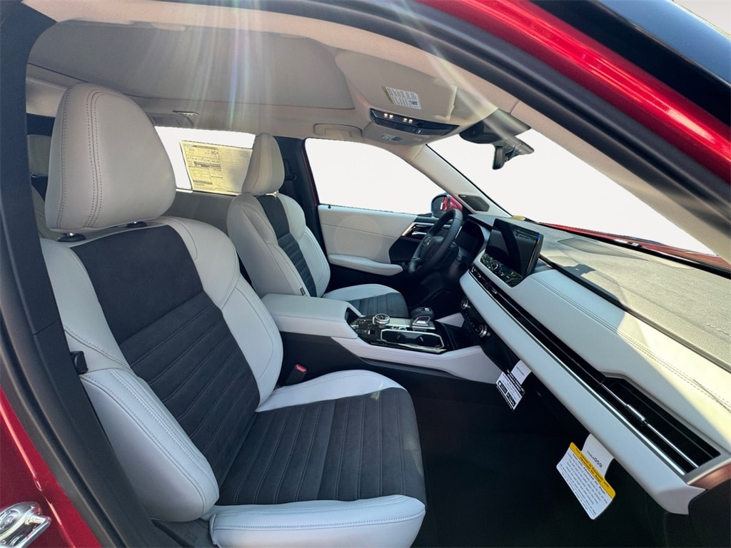 2025 Mitsubishi Outlander SE Ralliart photo 5