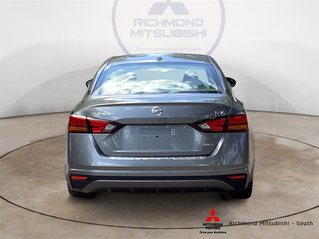 2021 Nissan Altima 2.5 SV photo 4