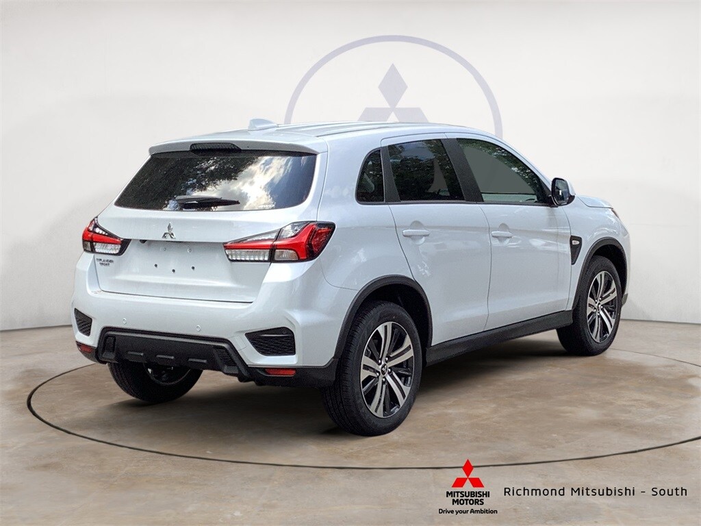 2025 Mitsubishi Outlander Sport ES SE LE photo 3
