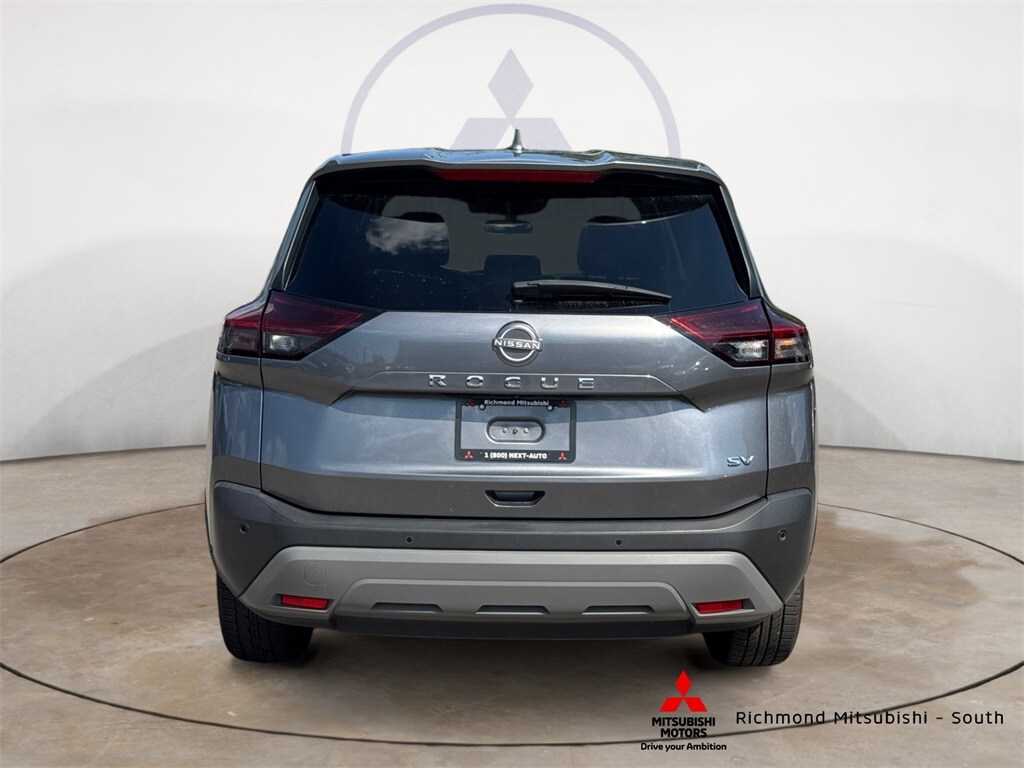 2023 Nissan Rogue SV photo 3