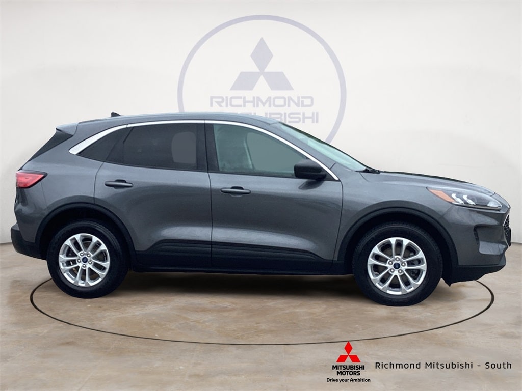 Used 2022 Ford Escape SE with VIN 1FMCU9BZ8NUA61741 for sale in Richmond, VA