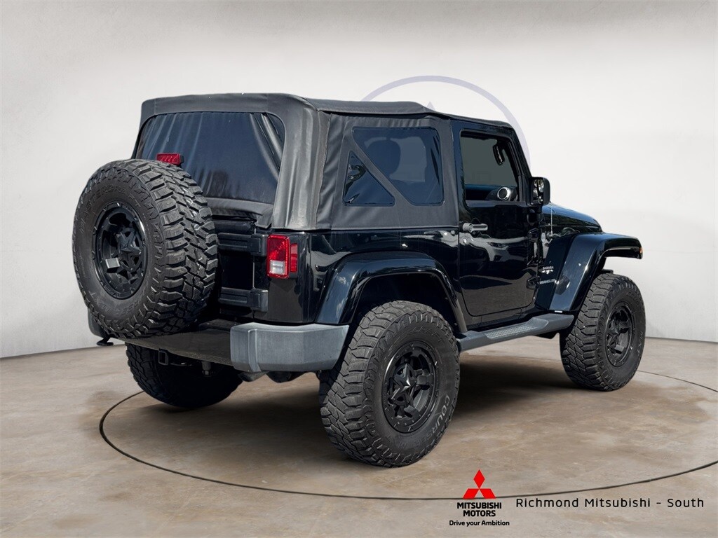 2017 Jeep Wrangler Sahara photo 3