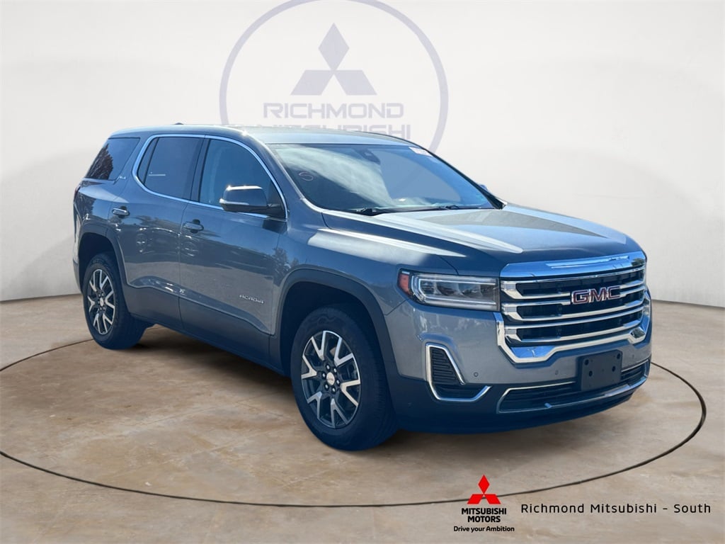 2022 GMC Acadia SLE's photo