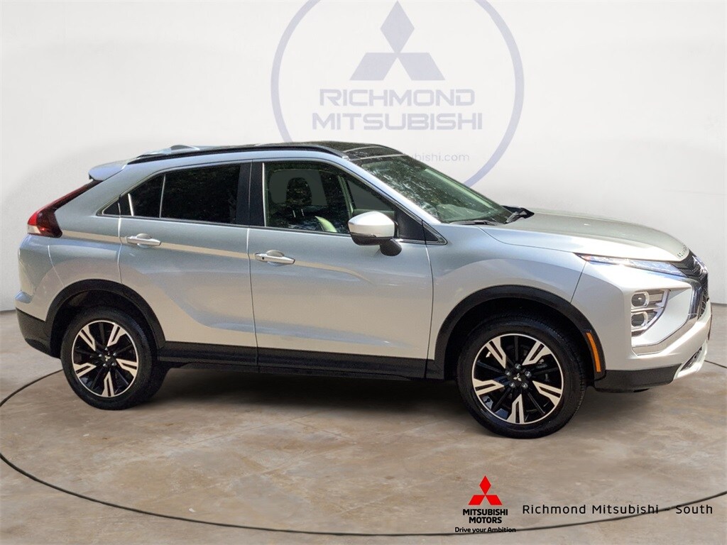 2024 Mitsubishi Eclipse Cross SEL photo 2