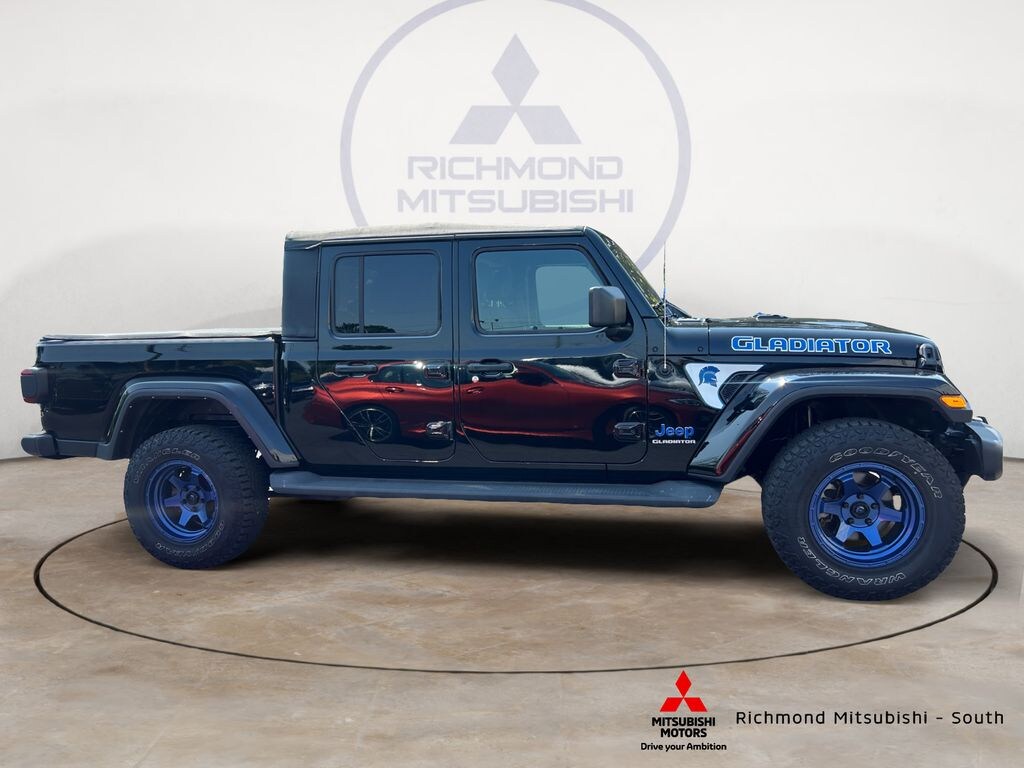 Used 2022 Jeep Gladiator Overland Truck Crew Cab