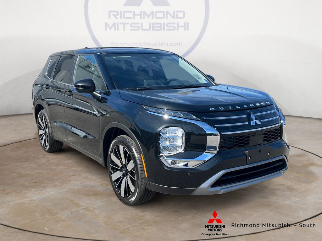 2026 Mitsubishi Outlander SE FWD's photo