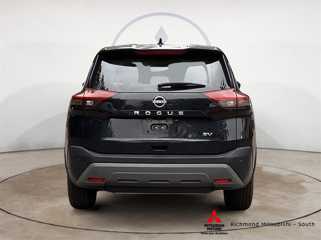 2023 Nissan Rogue SV photo 2