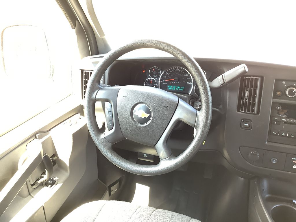 2021 Chevrolet Express Passenger LT - Photo 12