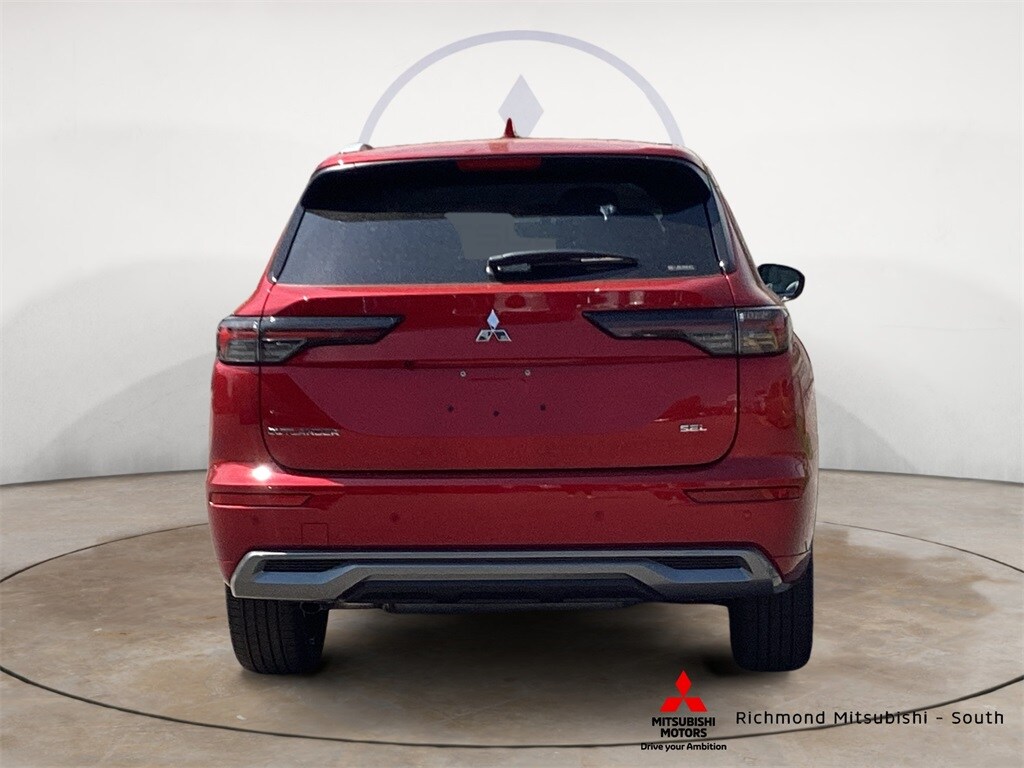 2025 Mitsubishi Outlander SEL photo 4