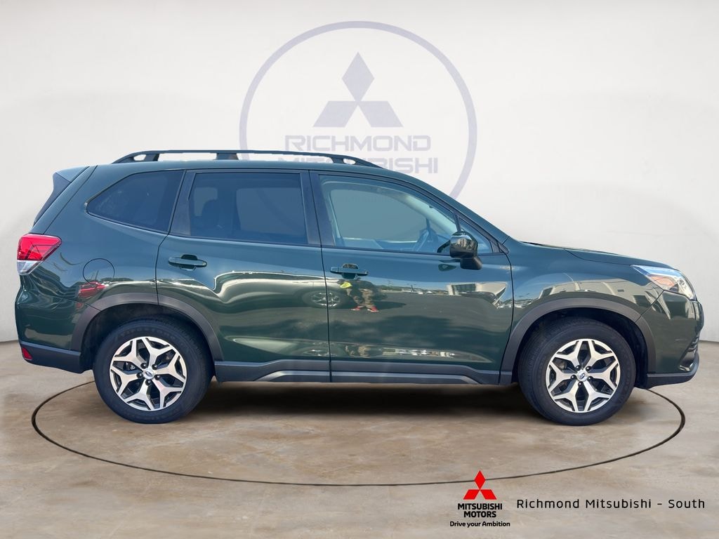 Used 2023 Subaru Forester Premium SUV